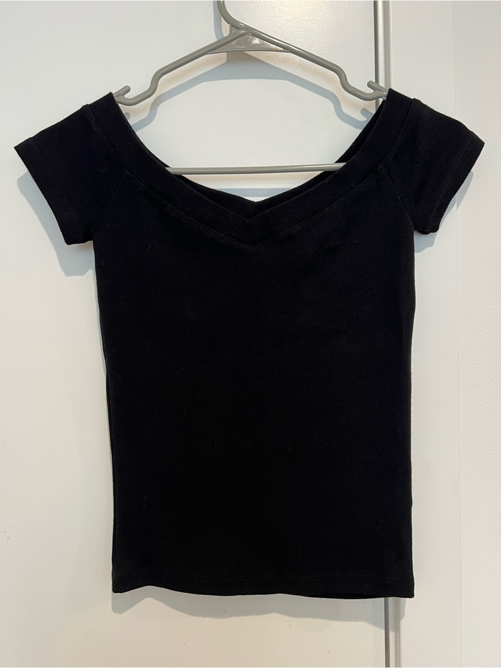 Aritzia | Tna HOMESTRETCH™ OFF-SHOULDER TOP, Size S, BLACK